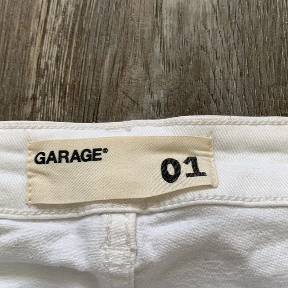 Garage cute white shorts bundle up to save - Picture 3 of 4